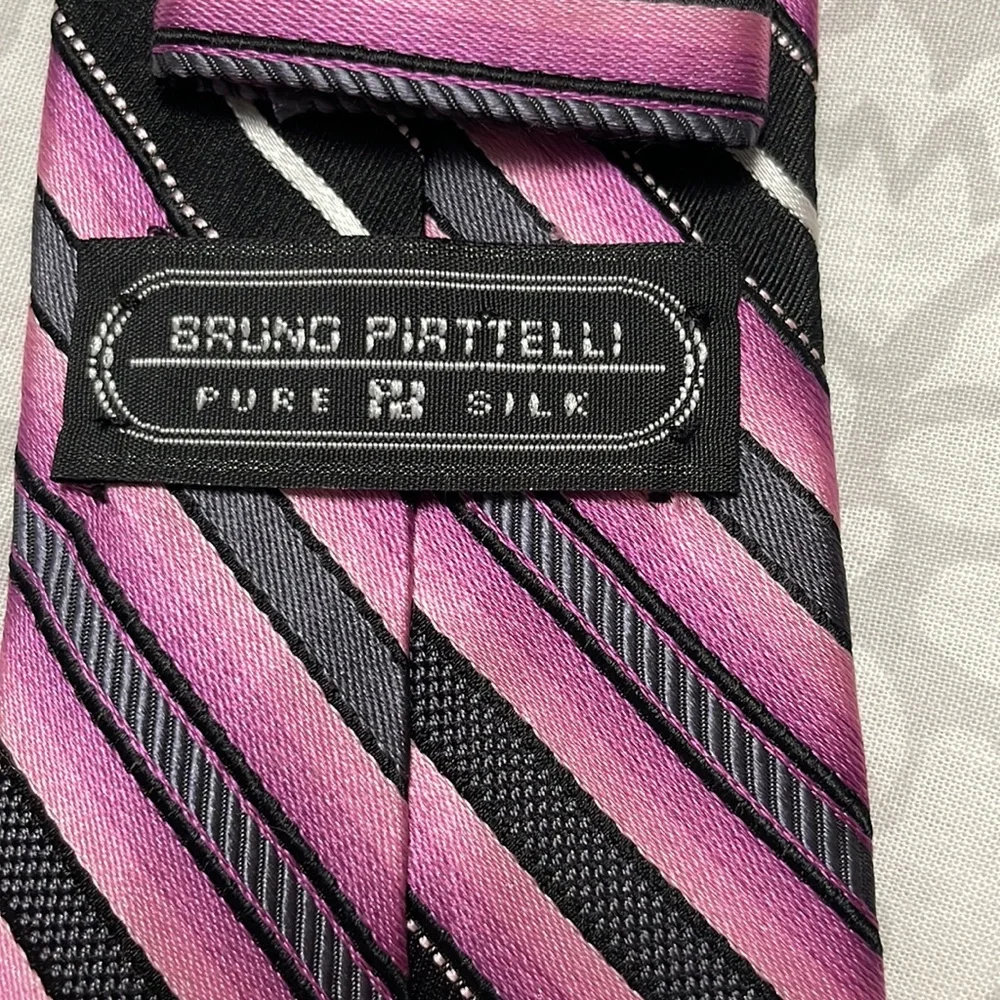 Boy’s Brung Pirttelli Silk Tie — Pink/Gray/Black/White Stripes